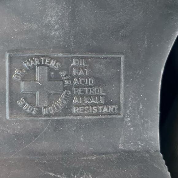 Worn TWICE $210 Dr. Marten Jadon Smooth Black Leather Platform Combat Boots 8 - Picture 11 of 15